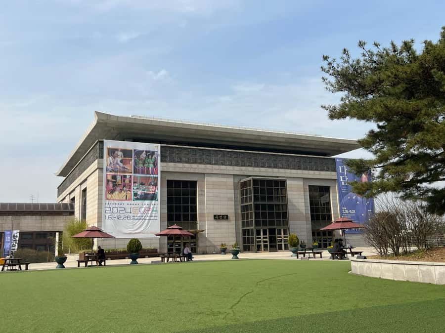 SEOUL: Gugak - Korean Traditional Music Museum&Concert Tour - Is $49 a fair price?