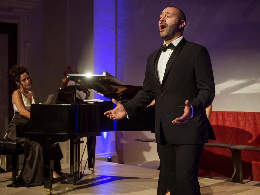 Siena: Italian Opera Concert in the heart of the City - Getting there from Piazza del Campo