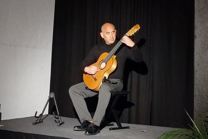 Spanish Guitar Concerts in Ronda - A close-up guitar concert at 7 p.m.