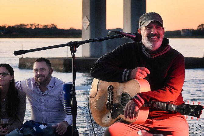 St Augustine Nights of Lights Tour with Live Music and Sunset Opt - Seating, crowds, and staying warm