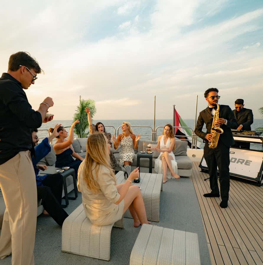 Sunseeker Superyacht: VIP Dinner, Premium Drinks& Live Music - Live DJ, saxophone, and a polished party mood