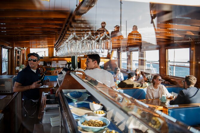 Sunset Sailing in Barcelona & Live Music by Aperol - Who will enjoy this cruise most?
