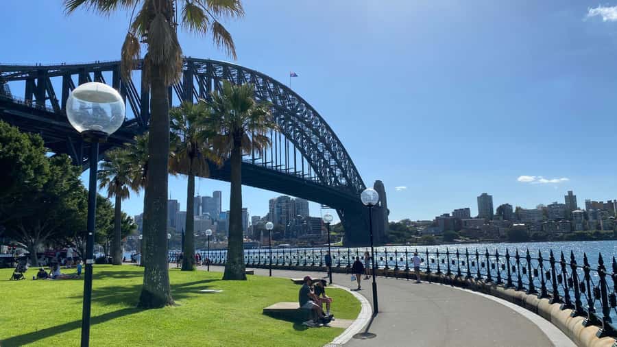 Sydney Half Day private tour: see Opera House, Bondi Beach - Paddington and Darlinghurst on the return