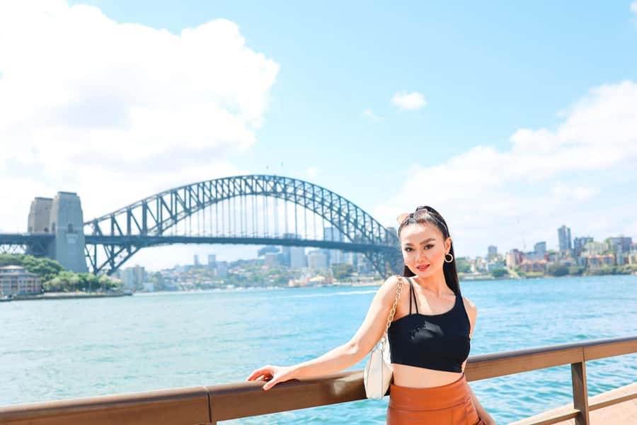 Sydney: Private Photoshoot outside the Opera House - Booking advice before you commit