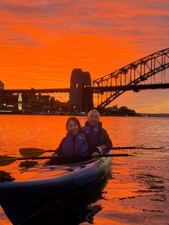 Sydney: Sunset Kayak Tour with Opera House Views - Golden-hour views of the Opera House and Luna Park