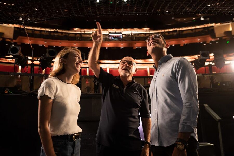 Sydney: Sydney Opera House VIP Backstage Tour and Breakfast - Should you book the Sydney Opera House Backstage Tour?