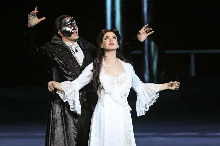 The Phantom of the Opera on Sydney Harbour Tickets - Arriving for a 5pm Sydney Evening