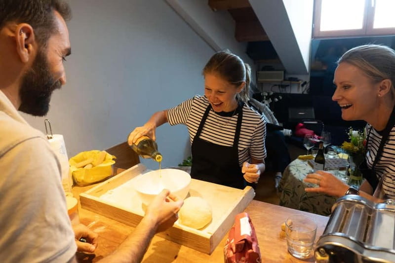 Venice: Cooking Class + Guitar Concert at Chef's Francesco - What the Three Hours Feel Like
