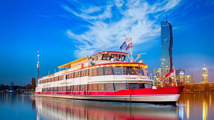Vienna: 3.5-Hour Danube Cruise with Live Music & BBQ Buffet - Who should book this evening cruise?