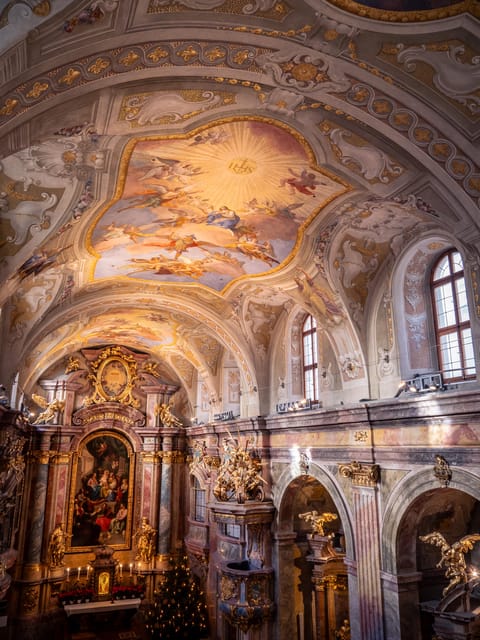 Vienna: Classical Concert in St. Anne's Church (Annakirche) - Who will enjoy this concert most