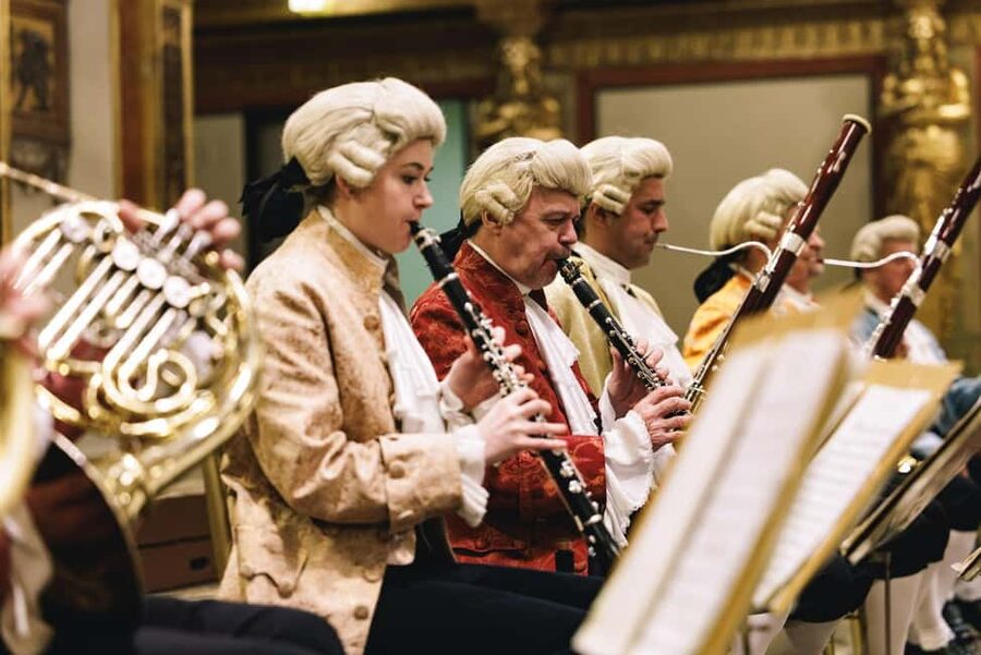 Vienna: Mozart Concert at the Vienna State Opera - The Vienna State Opera setting