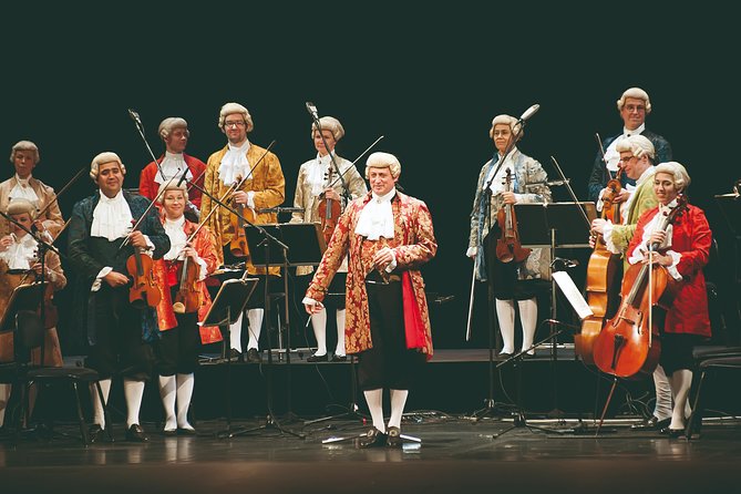 Vienna Mozart Concert in Historical Costumes at the Musikverein - The 8:15 pm arrival and ticket exchange