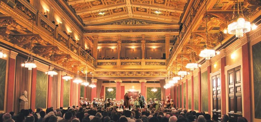 Vienna: Mozart Concert in the Brahms-Saal - A Mozart concert with plenty of theater