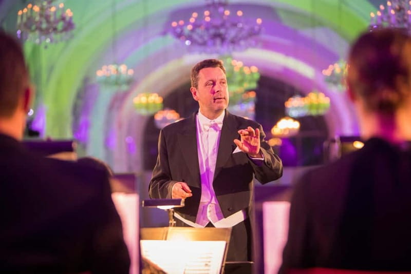 Vienna: Schönbrunn Palace Evening Tour, Dinner and Concert - The 5:30 PM palace tour