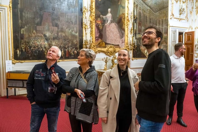 Vienna: Schönbrunn Palace Evening Tour, Dinner and Concert - Finding the Orangery for the 8:30 PM concert