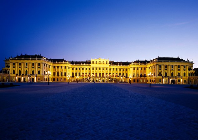Vienna: Schönbrunn Palace Tour at 7 PM & Classical Concert - Meeting at 6:45 PM and finding the palace entrance