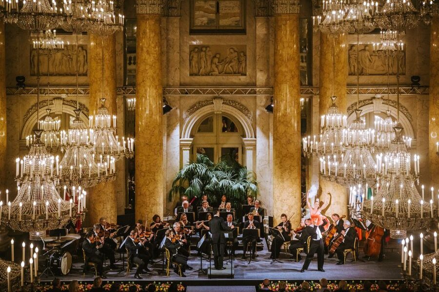 Vienna: Strauss and Mozart Concert at Hofburg Palace - Waltzes, polkas, and the sound of Vienna