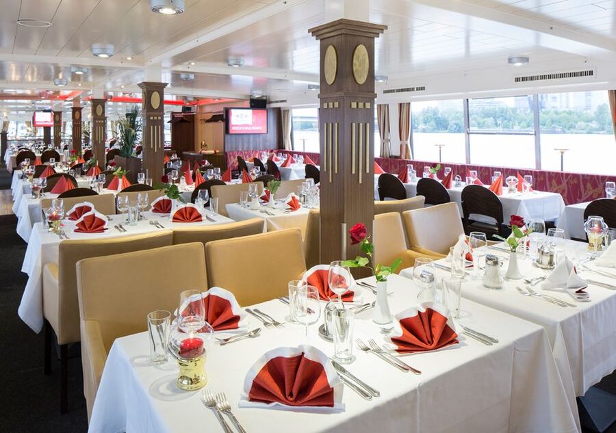 Vienna: Sunday Brunch Danube Cruise & Live Music - A good fit for celebrations and slow Sundays