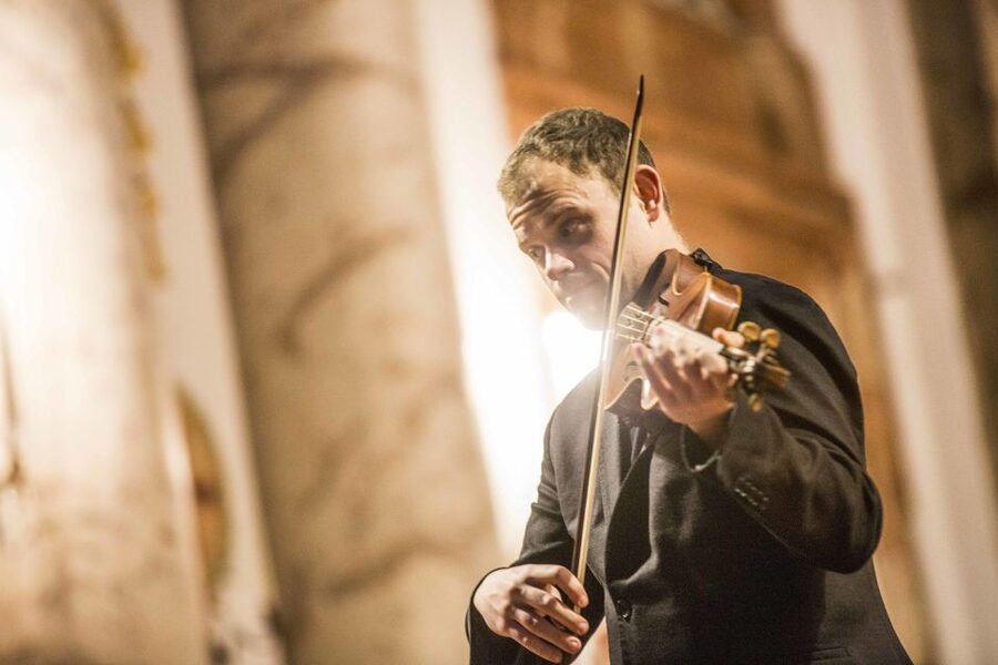 Vienna: Vivaldi’s Four Seasons Concert in Karlskirche - Winter warmth and summer comfort