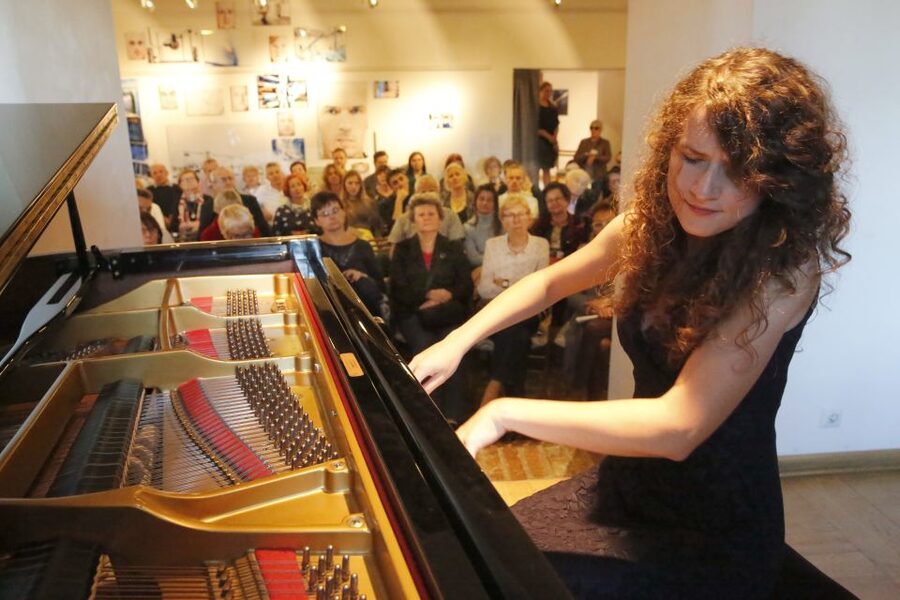 Warsaw: Chopin Concert in the Old Town - Why the Pleyel piano matters