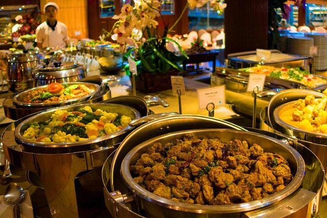White Orchid Dinner Cruise from Bangkok with Pickup & Live Music - Thai classical dance before the live show