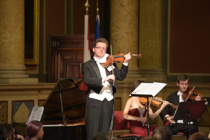 Wiener Royal Orchester Concert only - Starting at Beethovenplatz in central Vienna