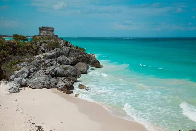 Your Romantic Dinner in Cancun, includes national open bar and live music - Key points to know before booking