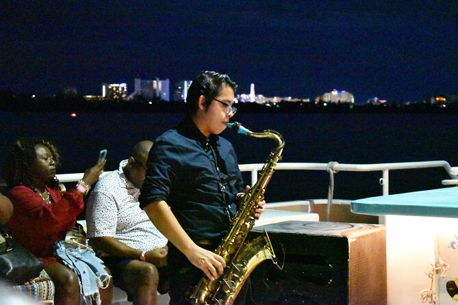 Your Romantic Dinner in Cancun, includes national open bar and live music - Is $95 per person a fair price?