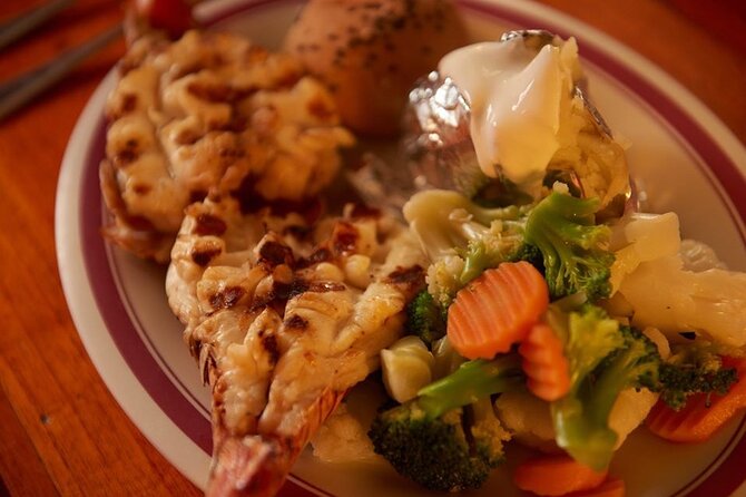 Your Romantic Dinner in Cancun, includes national open bar and live music - Who will enjoy this cruise most